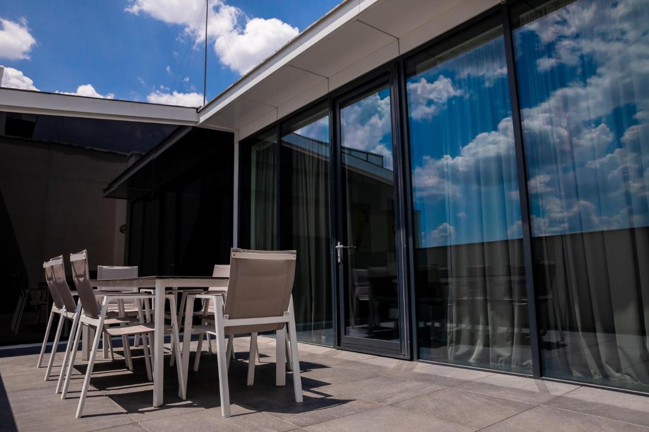 Novum Aparthotel Bukarest Kültér fotó